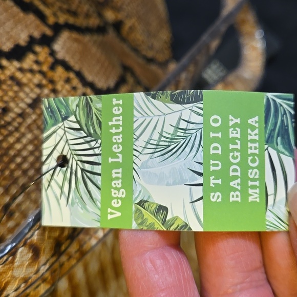 Badgley Mischka Vegan Leather Snakeskin Look Tote NWT - Picture 8 of 12